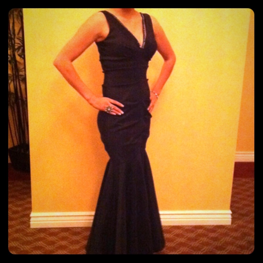 Fancy dress wore it once for a few hours